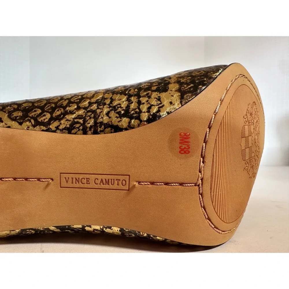 Vince Camuto Leather Gold Black Snakeskin Embossed Pointed Toe Pumps 8M NWOB